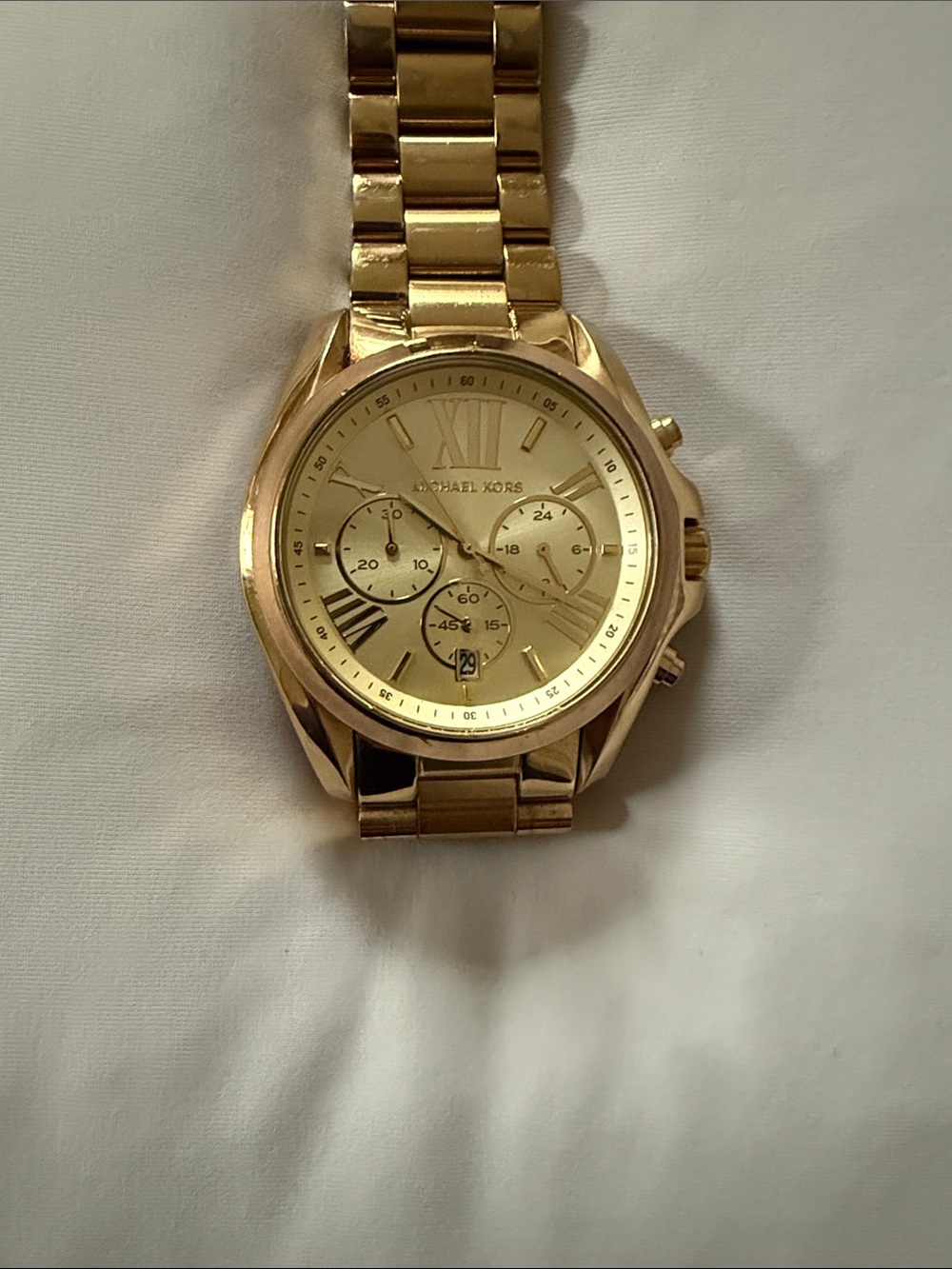 Michael Kors Gold MK 5605 Chronograph Bracelet Watch (Unisex)